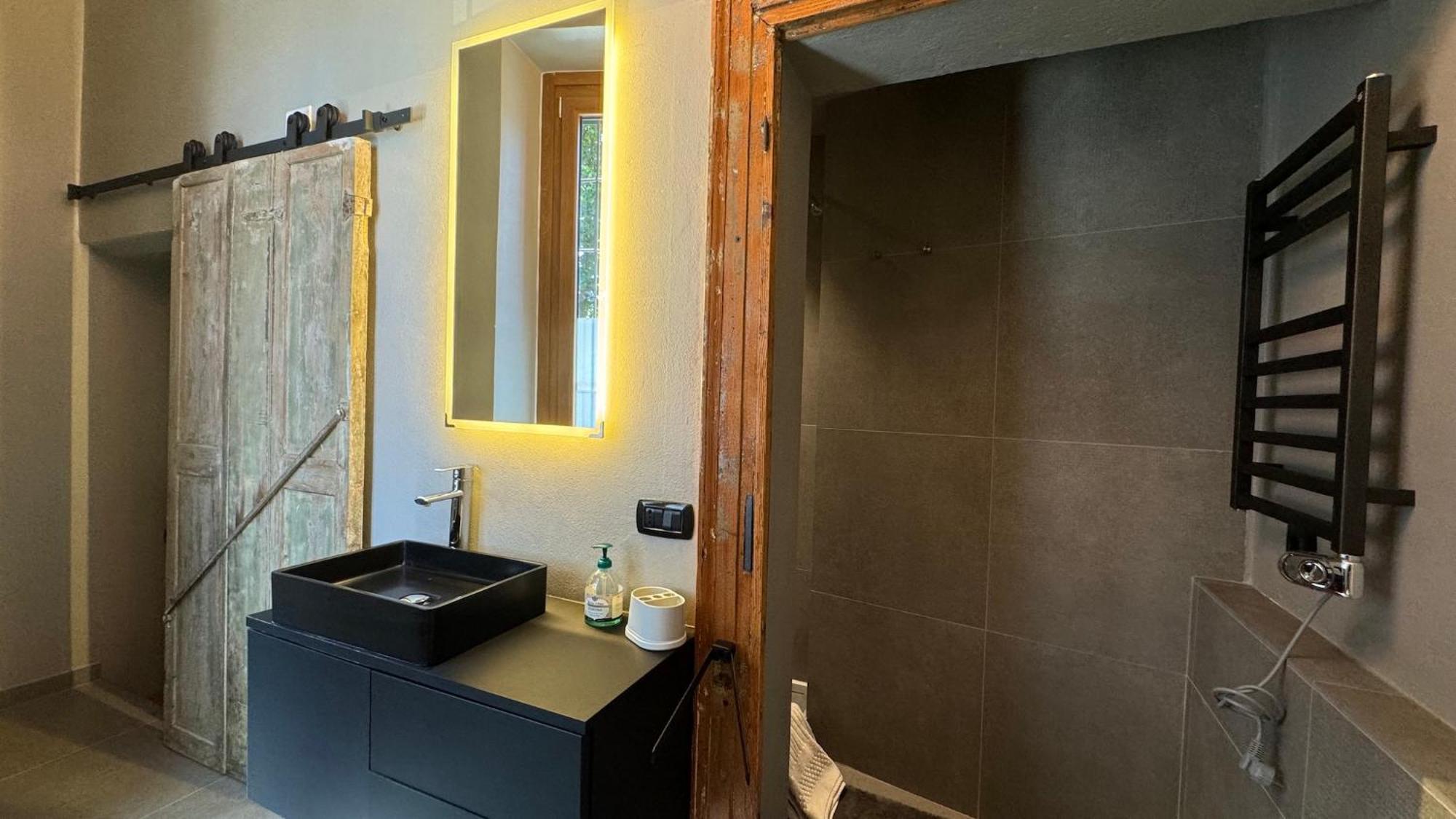 Curt Da Beta - Casa Vacanze Con Giardino In Corte Del XVIII Secolo Malnate Bagian luar foto